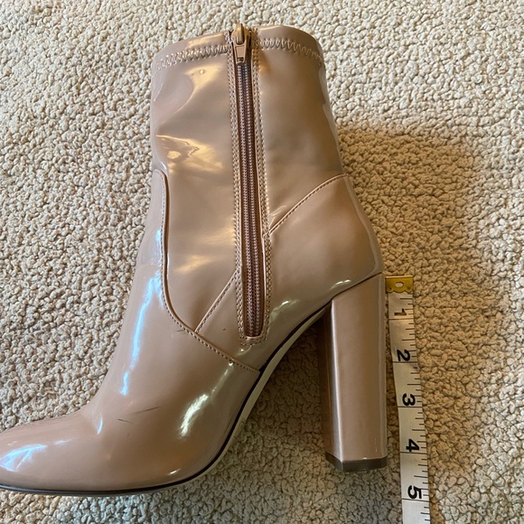 🌸 Call it Spring 🌸 patent nude chunky heels - Picture 12 of 12